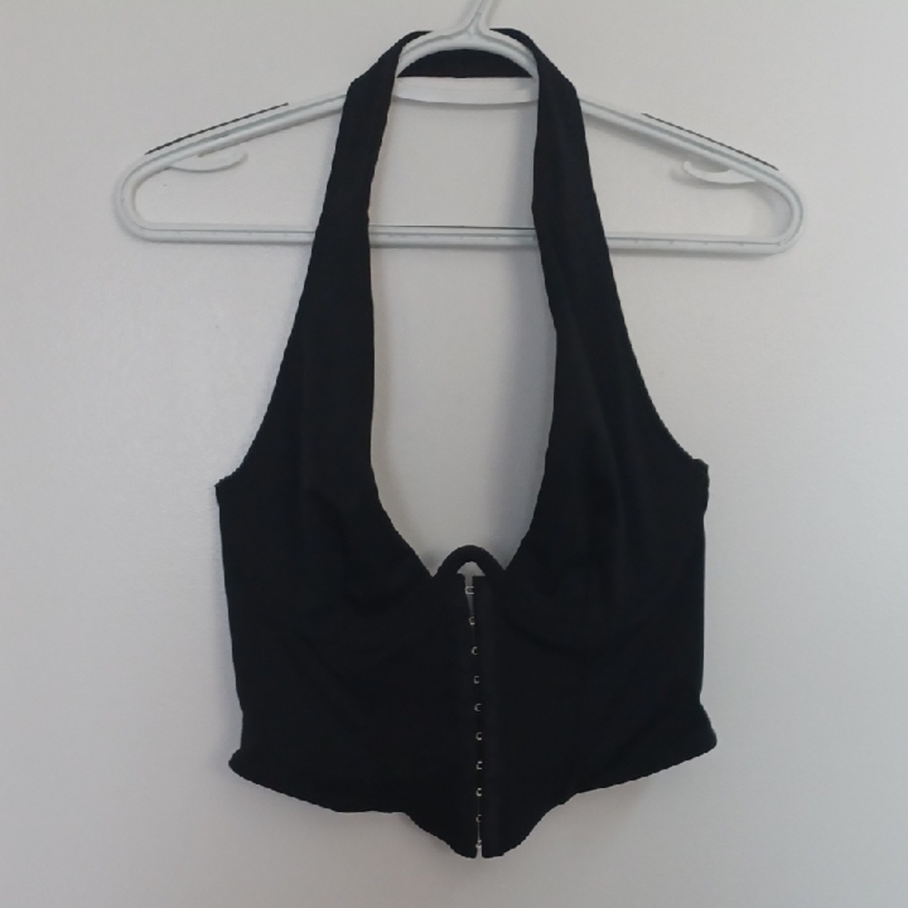 SHEIN Black Halter Crop Top